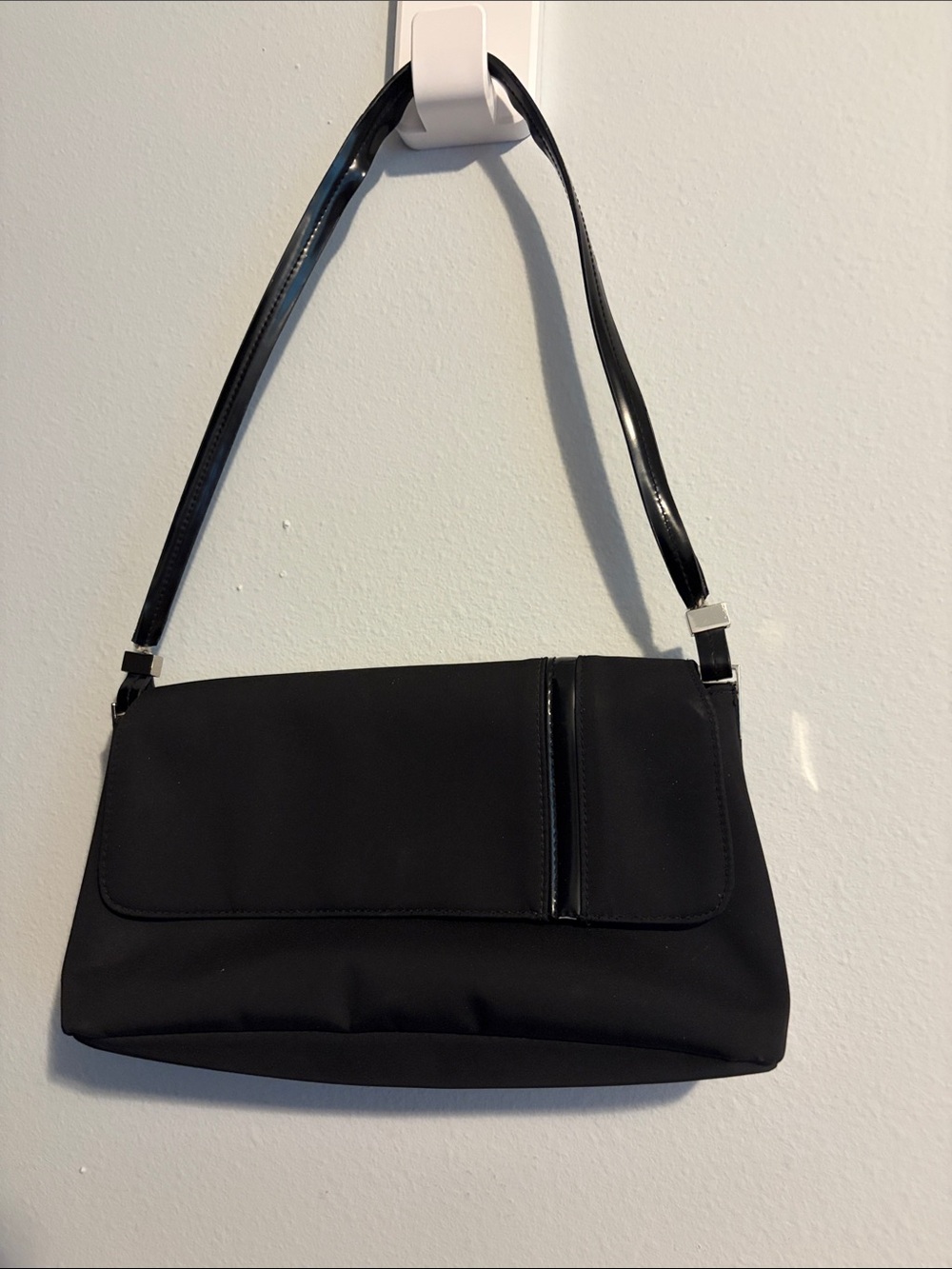 Liz Claiborne Black Shoulder Bag with Patent Strap